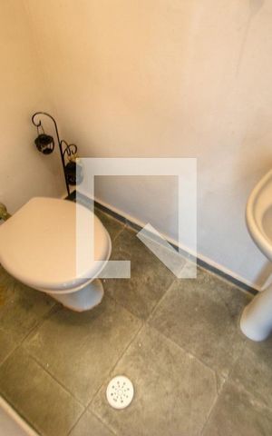 Casa para alugar com 67m², 3 quartos e sem vaga