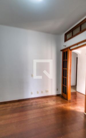 Casa para alugar com 67m², 3 quartos e sem vaga