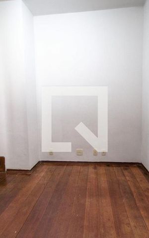 Casa para alugar com 67m², 3 quartos e sem vaga