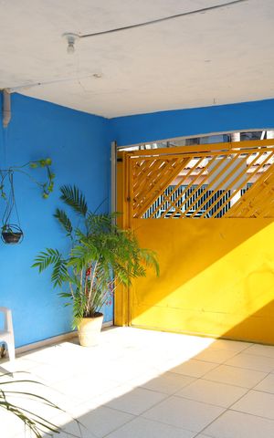 Casa à venda com 125m², 4 quartos e 2 vagasGaragem