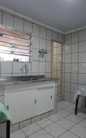 Casa à venda com 150m², 6 quartos e 4 vagasCozinha