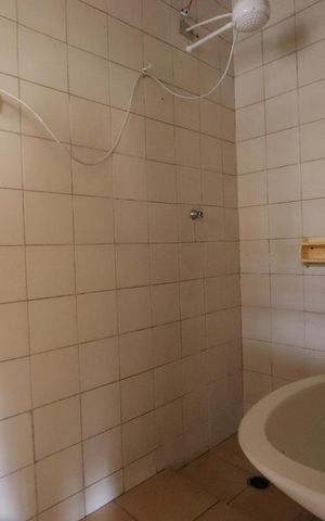 Casa à venda com 150m², 6 quartos e 4 vagasBanheiro - Casa 2