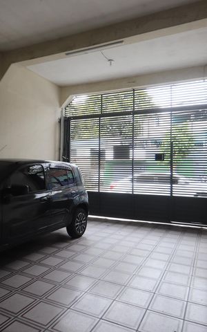 Casa à venda com 150m², 6 quartos e 4 vagasGaragem