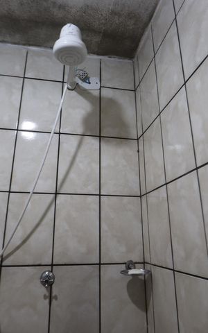 Casa à venda com 150m², 6 quartos e 4 vagasBanheiro