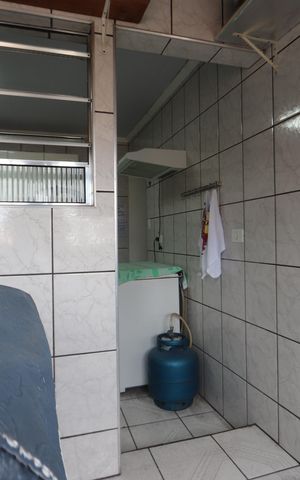 Casa à venda com 150m², 6 quartos e 4 vagasÁrea de Serviço