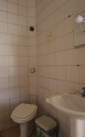 Casa à venda com 150m², 6 quartos e 4 vagasBanheiro - Casa 2