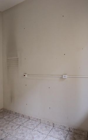 Casa à venda com 150m², 6 quartos e 4 vagasSala - Casa 2