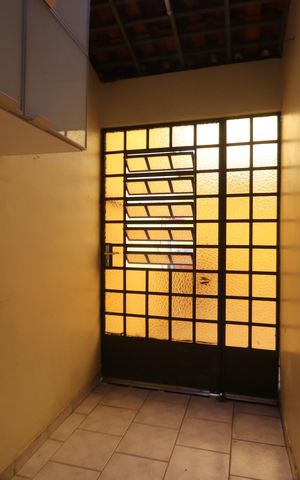 Casa à venda com 100m², 3 quartos e 2 vagasLavanderia