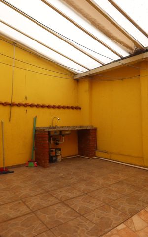 Casa à venda com 100m², 3 quartos e 2 vagasEspaço Lazer