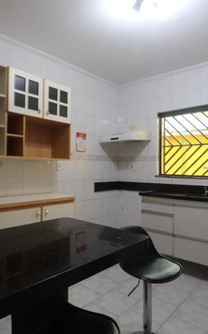 Casa à venda com 100m², 3 quartos e 2 vagasCozinha