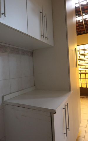 Casa à venda com 100m², 3 quartos e 2 vagasLavanderia