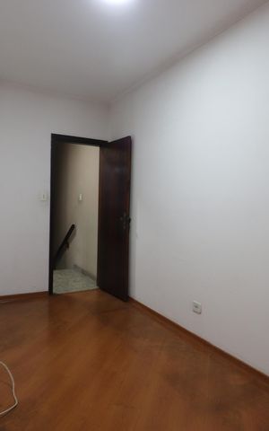 Casa à venda com 100m², 3 quartos e 2 vagasQuarto 2