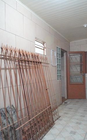 Casa à venda com 80m², 2 quartos e 1 vagaÁrea de Serviço