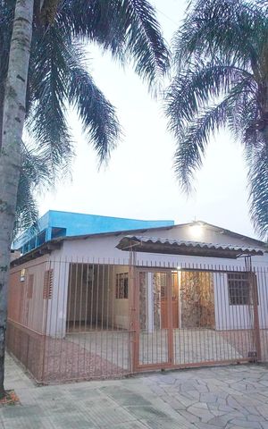 Casa à venda com 80m², 2 quartos e 1 vagaFachada