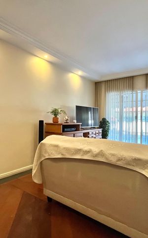 Casa à venda com 125m², 3 quartos e 2 vagas Casa à venda com 125m², 3 quartos e 2 vagasSala