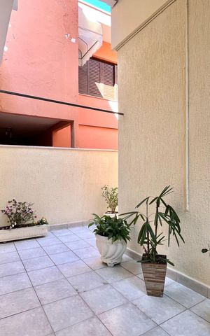 Casa à venda com 125m², 3 quartos e 2 vagas Casa à venda com 125m², 3 quartos e 2 vagasQuintal