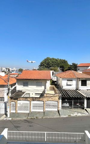 Casa à venda com 125m², 3 quartos e 2 vagas Casa à venda com 125m², 3 quartos e 2 vagasVista da Suíte