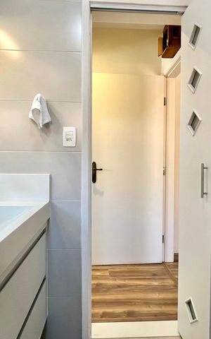 Casa à venda com 125m², 3 quartos e 2 vagas Casa à venda com 125m², 3 quartos e 2 vagasBanheiro da Suíte