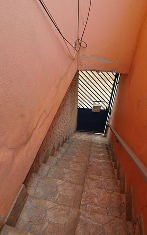 Casa para alugar com 40m², 1 quarto e sem vagaEscada