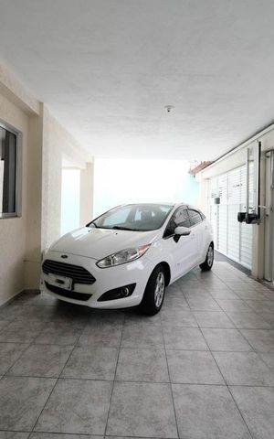 Casa à venda com 250m², 6 quartos e 3 vagasÁrea externa