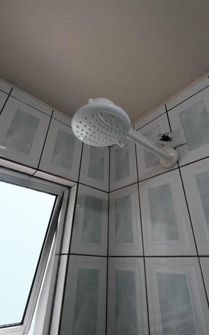 Casa à venda com 250m², 6 quartos e 3 vagasBanheiro social 2
