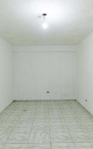 Casa para alugar com 45m², 1 quarto e sem vagaQuarto 