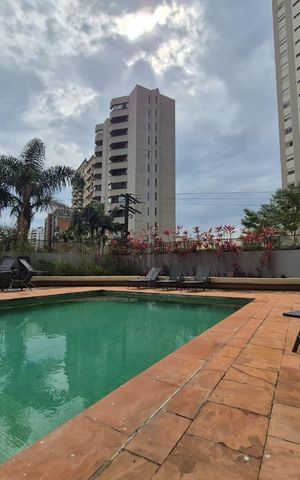 Apartamento para alugar com 157m², 3 quartos e 3 vagas Apartamento para alugar com 157m², 3 quartos e 3 vagasPiscina