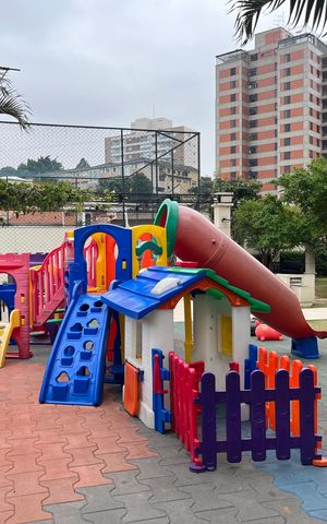 Apartamento para alugar com 103m², 4 quartos e 2 vagasÁrea comum - Playground