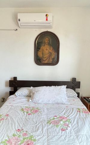 Casa à venda com 196m², 4 quartos e 2 vagas Casa à venda com 196m², 4 quartos e 2 vagasQuarto 1