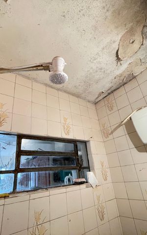 Casa à venda com 196m², 4 quartos e 2 vagas Casa à venda com 196m², 4 quartos e 2 vagasBanheiro 4