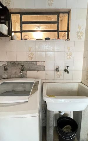 Casa à venda com 196m², 4 quartos e 2 vagas Casa à venda com 196m², 4 quartos e 2 vagasÁrea de Serviço