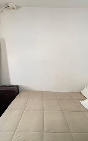 Casa à venda com 196m², 4 quartos e 2 vagas Casa à venda com 196m², 4 quartos e 2 vagasQuarto 3