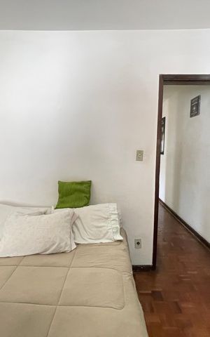 Casa à venda com 196m², 4 quartos e 2 vagas Casa à venda com 196m², 4 quartos e 2 vagasQuarto 3