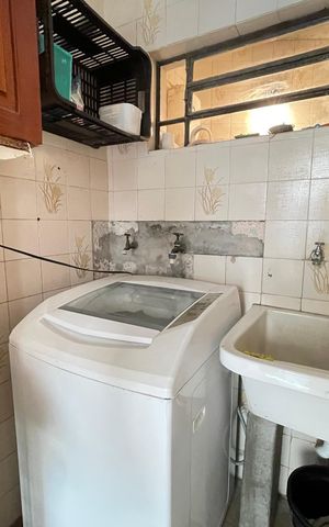 Casa à venda com 196m², 4 quartos e 2 vagas Casa à venda com 196m², 4 quartos e 2 vagasÁrea de Serviço