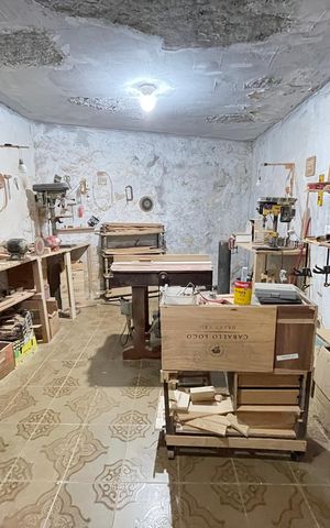 Casa à venda com 196m², 4 quartos e 2 vagas Casa à venda com 196m², 4 quartos e 2 vagasQuarto 4