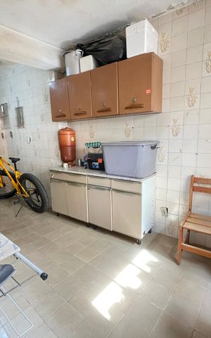 Casa à venda com 196m², 4 quartos e 2 vagas Casa à venda com 196m², 4 quartos e 2 vagasÁrea de Serviço