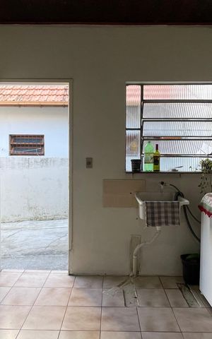 Casa para alugar com 66m², 2 quartos e sem vaga Casa para alugar com 66m², 2 quartos e sem vagaÁrea de Serviço