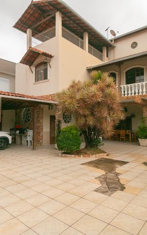 Casa à venda com 442m², 4 quartos e 5 vagas