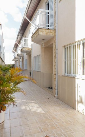Casa de condomínio à venda com 148m², 3 quartos e 3 vagas Casa de condomínio à venda com 148m², 3 quartos e 3 vagasÁrea comum
