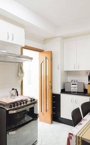 Casa de condomínio à venda com 148m², 3 quartos e 3 vagas Casa de condomínio à venda com 148m², 3 quartos e 3 vagasCozinha