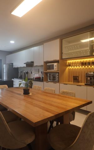 Casa de condomínio à venda com 138m², 3 quartos e 2 vagasCozinha - Armários