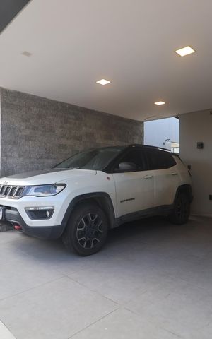 Casa de condomínio à venda com 138m², 3 quartos e 2 vagasGaragem