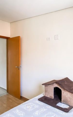 Casa à venda com 180m², 3 quartos e 2 vagas Casa à venda com 180m², 3 quartos e 2 vagasQuarto 3