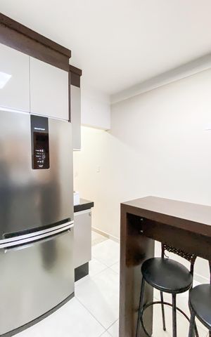 Casa à venda com 180m², 3 quartos e 2 vagas Casa à venda com 180m², 3 quartos e 2 vagasCozinha