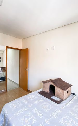 Casa à venda com 180m², 3 quartos e 2 vagas Casa à venda com 180m², 3 quartos e 2 vagasQuarto 3