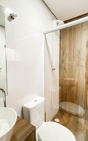 Casa à venda com 180m², 3 quartos e 2 vagas Casa à venda com 180m², 3 quartos e 2 vagasBanheiro de serviço