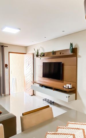 Casa à venda com 180m², 3 quartos e 2 vagas Casa à venda com 180m², 3 quartos e 2 vagasSala