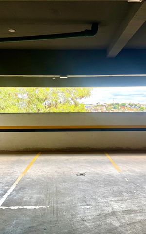 Apartamento à venda com 80m², 2 quartos e 2 vagas Apartamento à venda com 80m², 2 quartos e 2 vagasGaragem