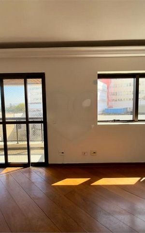 Apartamento à venda com 140m², 4 quartos e 3 vagas