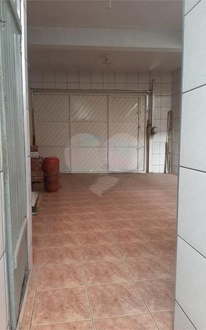 Casa à venda com 110m², 3 quartos e 2 vagas